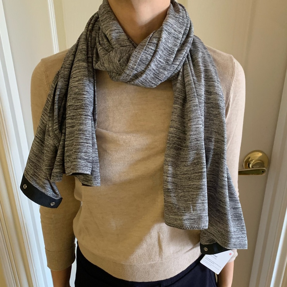 Lululemon Vinyasa Scarf